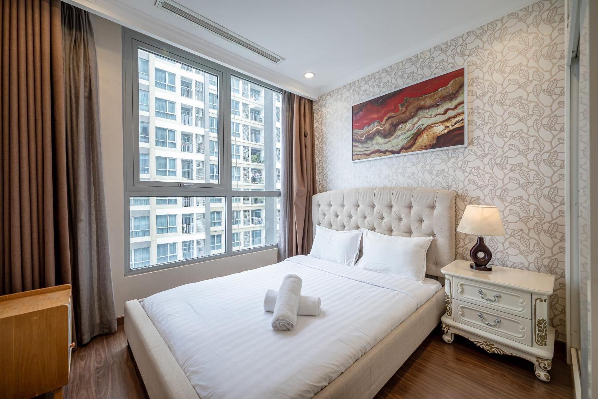 Vinhomes Chic Apartment * Ho Chi Minh City
